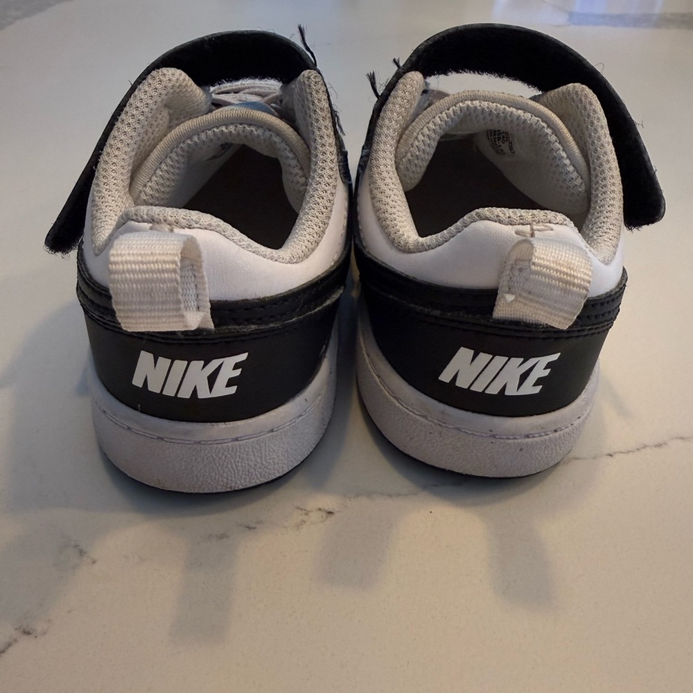 Nike Dunks- size 8C - Picture 5 of 5
